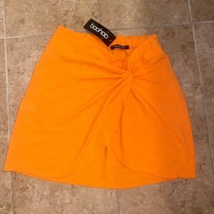 Brand new Boohoo Skirt!